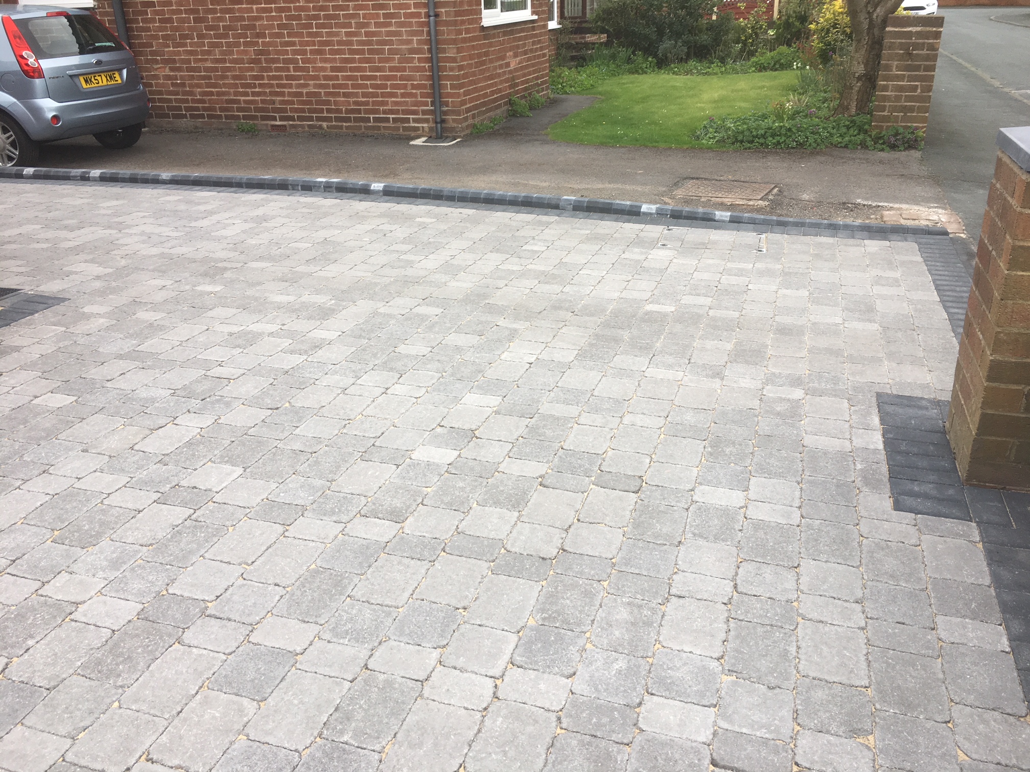 https://www.ckdriveways.com/wp-content/uploads/2018/04/IMG_0544.jpg