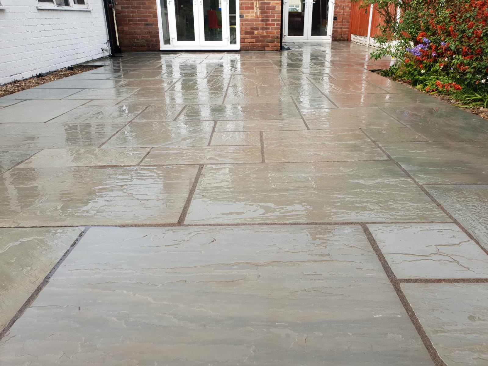 https://www.ckdriveways.com/wp-content/uploads/2019/05/C602B2EE-C364-47D2-81B3-53CC2FAD527D.jpeg