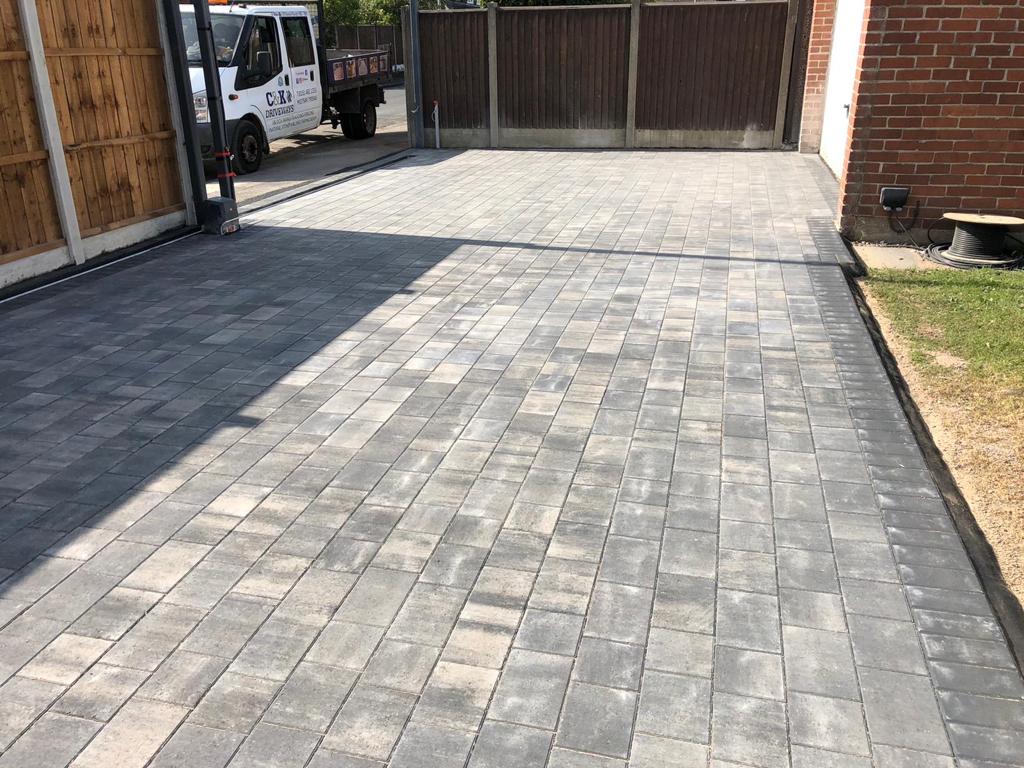 https://www.ckdriveways.com/wp-content/uploads/2020/09/424B36B9-5CBE-44CC-9B25-2109E4C13CAB.jpeg