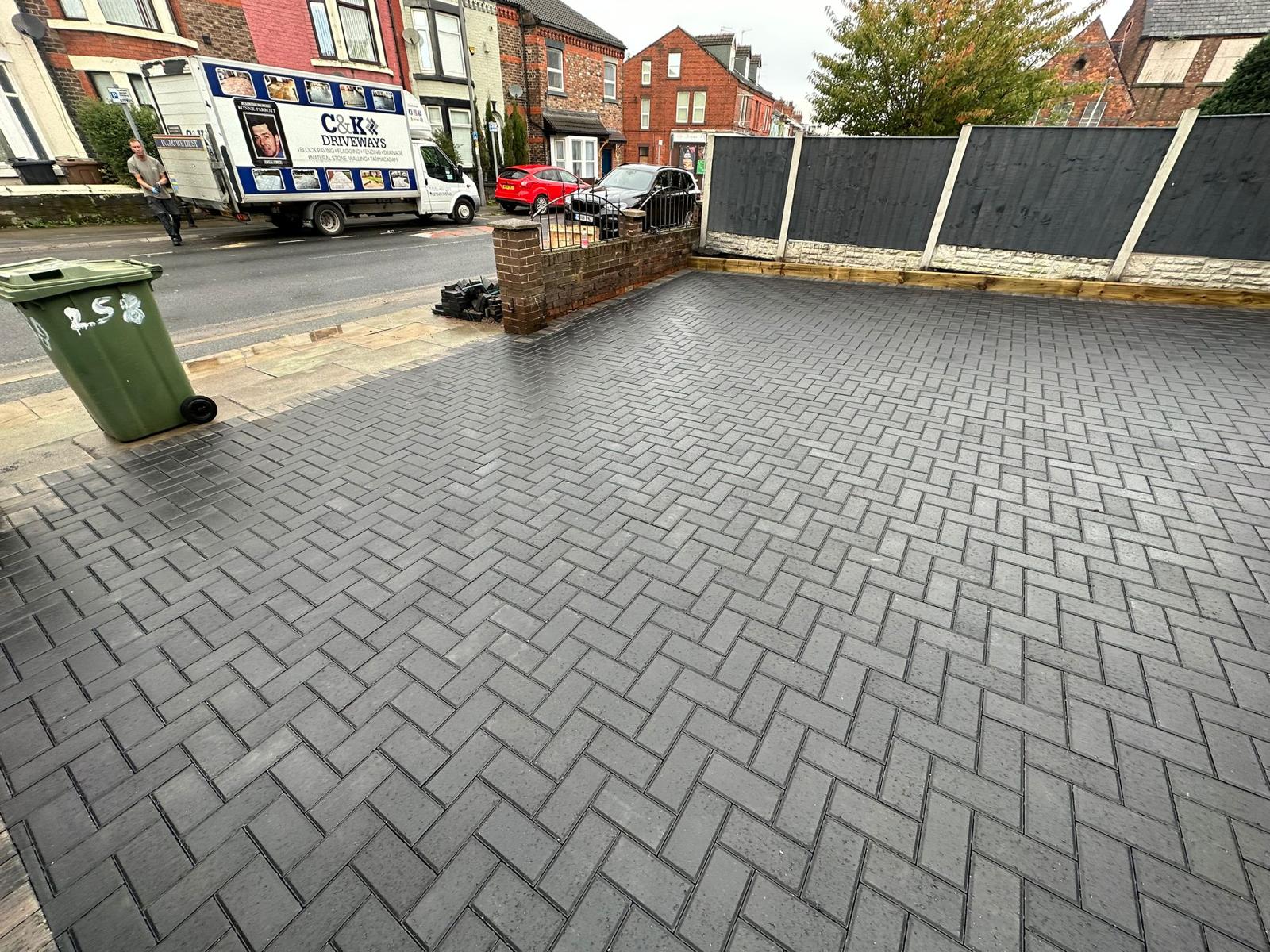 https://www.ckdriveways.com/wp-content/uploads/2024/10/WhatsApp-Image-2024-10-14-at-10.52.04-4.jpeg
