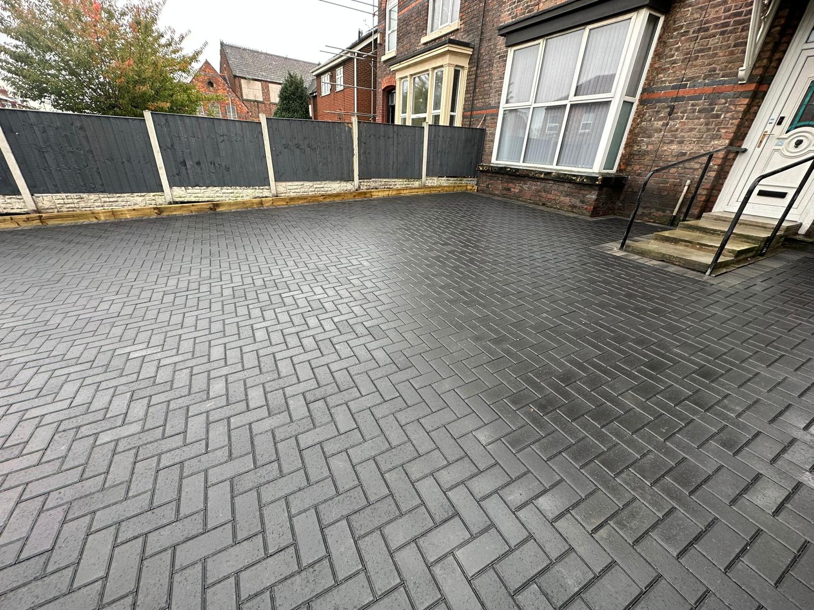 https://www.ckdriveways.com/wp-content/uploads/2024/10/WhatsApp-Image-2024-10-14-at-10.52.04-5.jpeg