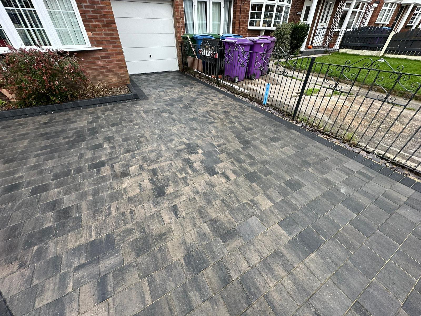https://www.ckdriveways.com/wp-content/uploads/2024/10/WhatsApp-Image-2024-10-29-at-12.02.34.jpeg
