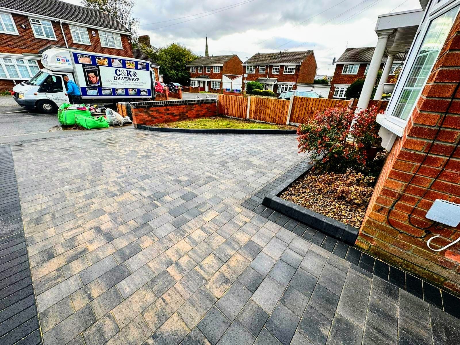https://www.ckdriveways.com/wp-content/uploads/2024/10/WhatsApp-Image-2024-10-29-at-12.18.56-1.jpeg