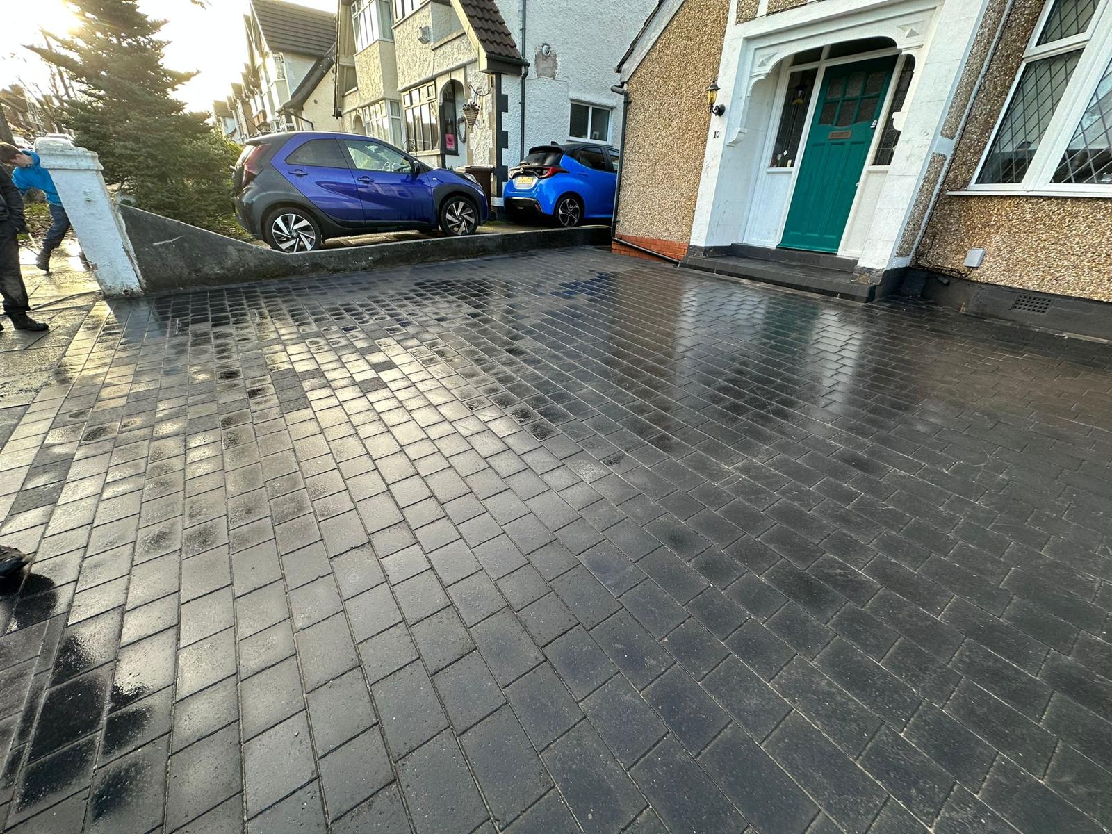 https://www.ckdriveways.com/wp-content/uploads/2024/11/WhatsApp-Image-2024-11-22-at-13.33.46-4.jpeg