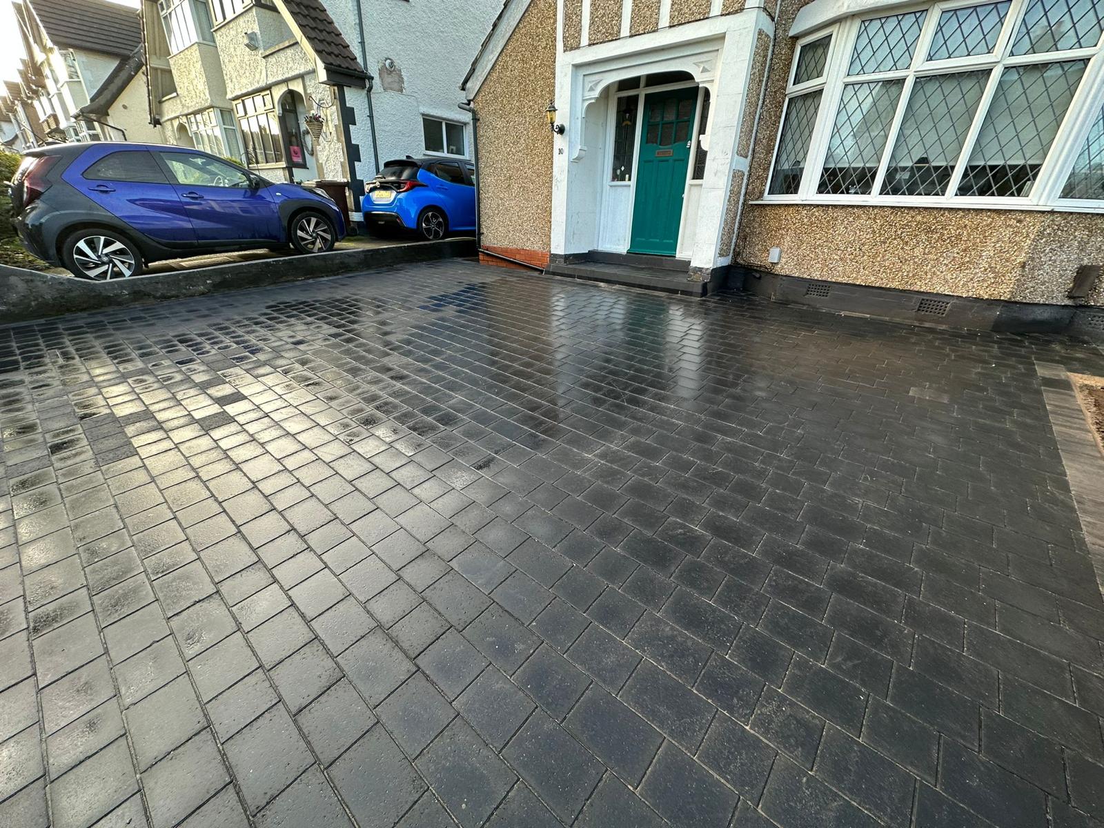 https://www.ckdriveways.com/wp-content/uploads/2024/11/WhatsApp-Image-2024-11-22-at-13.33.47.jpeg