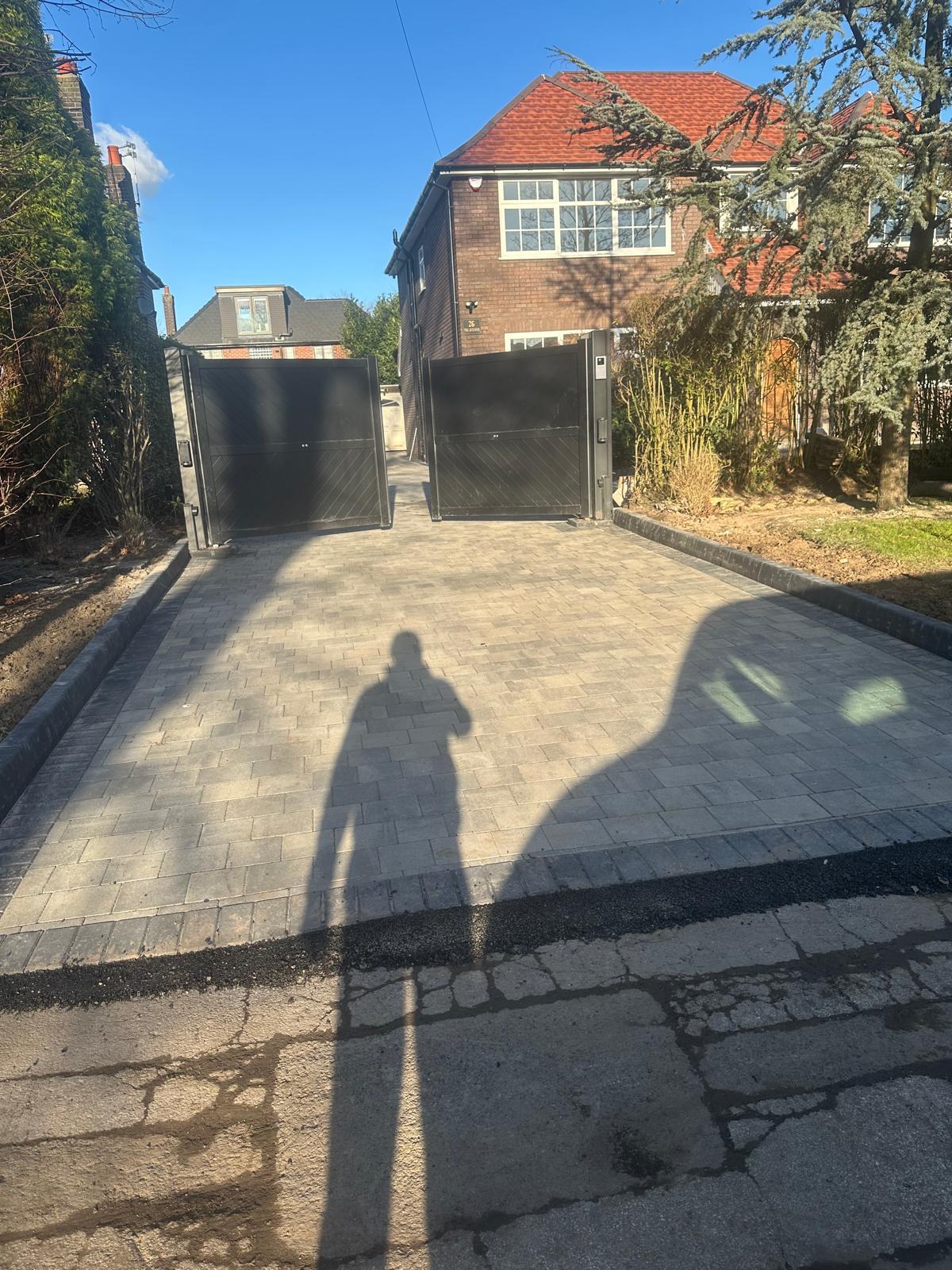 https://www.ckdriveways.com/wp-content/uploads/2025/02/WhatsApp-Image-2025-02-13-at-10.52.02-6.jpeg