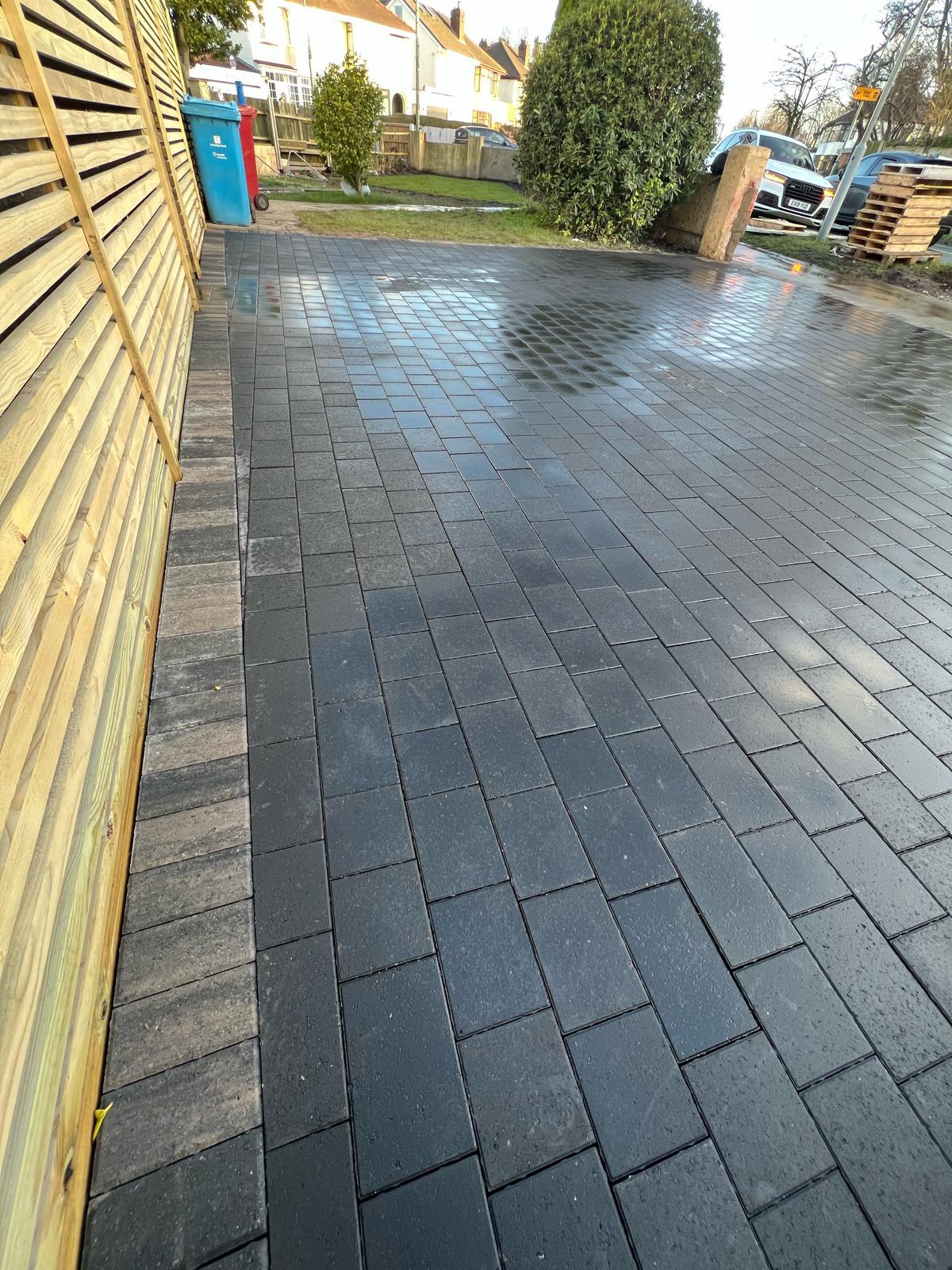 https://www.ckdriveways.com/wp-content/uploads/2025/02/WhatsApp-Image-2025-02-25-at-10.25.40-3.jpeg