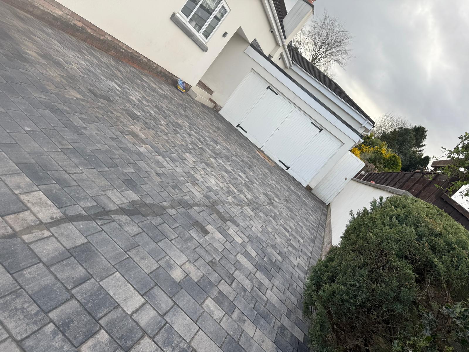 https://www.ckdriveways.com/wp-content/uploads/2025/03/WhatsApp-Image-2025-03-28-at-08.00.33-1.jpeg