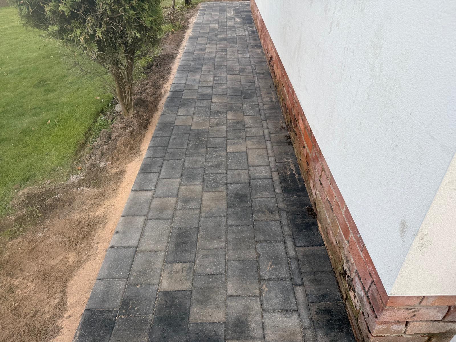 https://www.ckdriveways.com/wp-content/uploads/2025/03/WhatsApp-Image-2025-03-28-at-08.00.33-4.jpeg