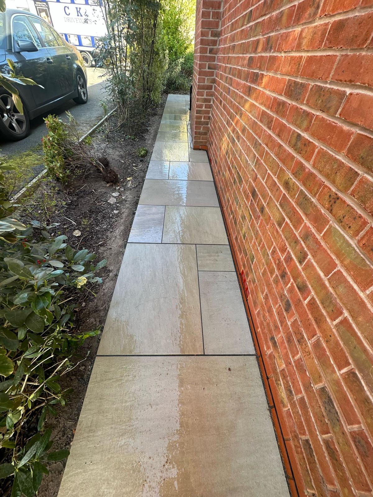 https://www.ckdriveways.com/wp-content/uploads/2025/04/WhatsApp-Image-2025-04-08-at-16.17.06-1.jpeg