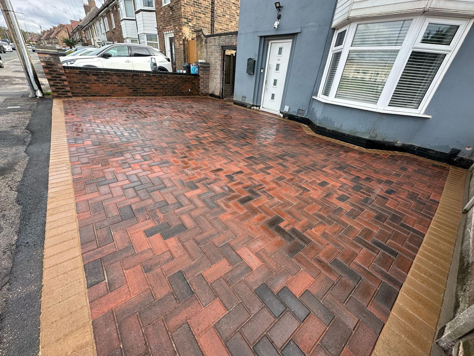 https://www.ckdriveways.com/wp-content/uploads/2025/04/WhatsApp-Image-2025-04-16-at-14.38.39-1.jpeg